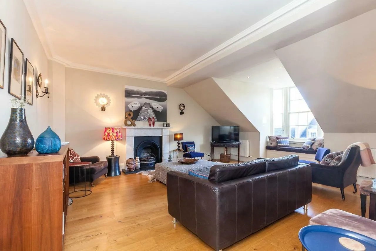 Daire North Castle Street Luxury 3 Bedroom/3 Bathroom Edinburgh